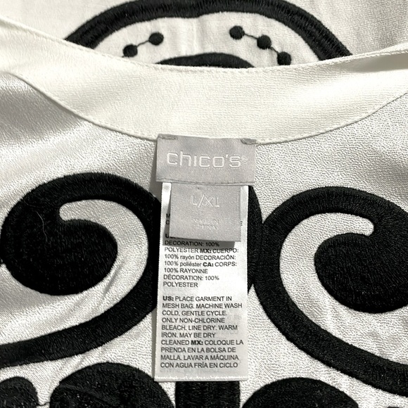 Chico’s Gorgeous Black & White Embroidered Ruana Cover-Up / Jacket - Picture 9 of 9